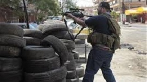 انزلاق البلاد في