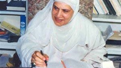 زينب الغزالي.. من