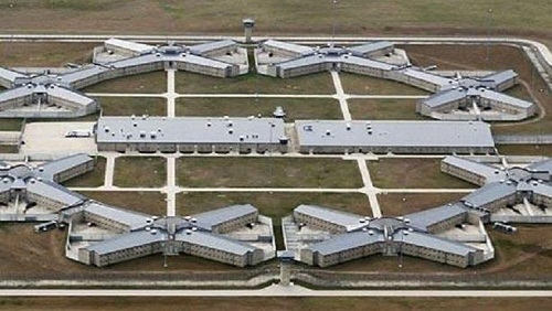 جوانتانامو قفص التعذيب