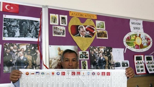 أردوغان يطالب بحكومة