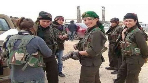 فتيات الاكراد تساهم