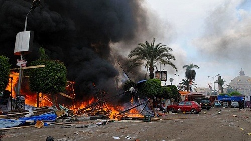  ورقة التوت تسقط