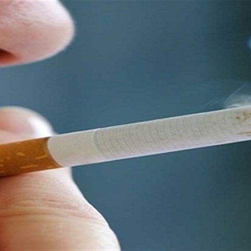 حكم السجائر الإلكترونية وماذا تفعل الزوجة التي يدخن زوجها؟