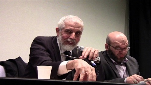 الإخوان بين محاولات