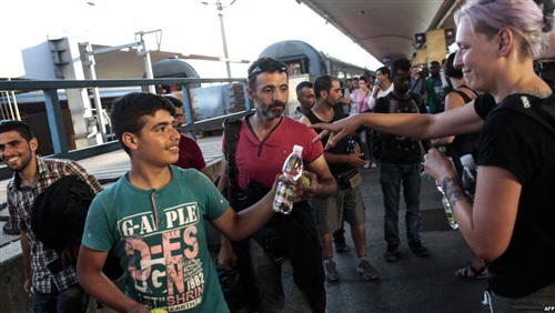 أزمة اللاجئين صداع