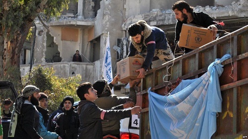 بدء إسقاط مساعدات