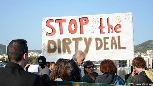 بدء سريان اتفاق اللاجئين