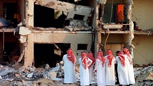 25 يونيو: تفجيرات
