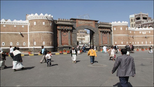 الجيش اليمني يقترب