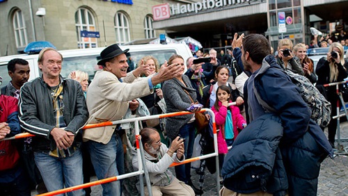 اللاجئون..أزمة ميركل..وسكان