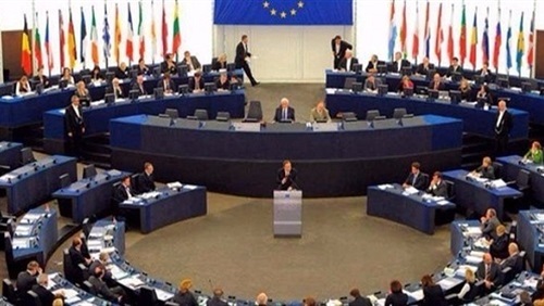 روسيا تحت قصف العقوبات