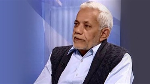 مؤرخ القاعدة ونقد