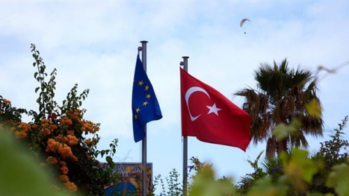 اليمين الأوروبي يستغل