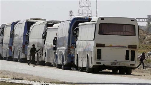 المسلحون وعائلاتهم