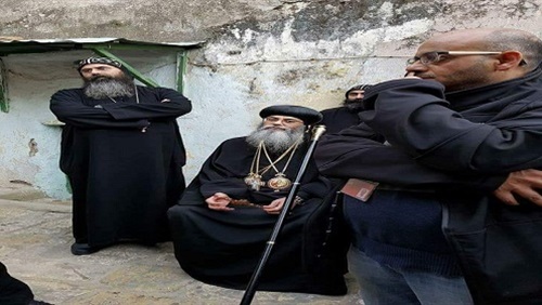 عودة أزمة دير السلطان...