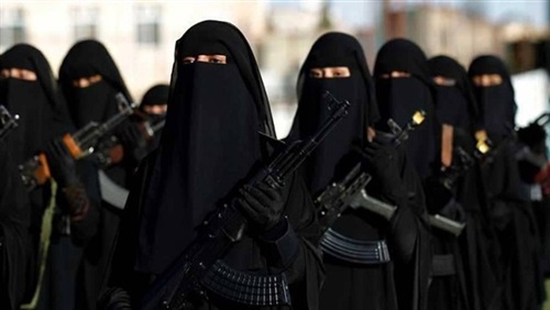 إناث الذئاب المنفردة..