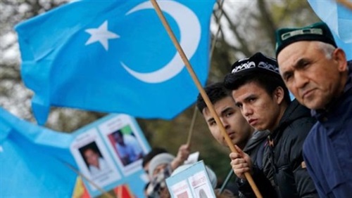 «الإويجور».. القتال