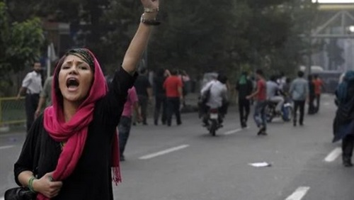 قلق الملالي..  طهران