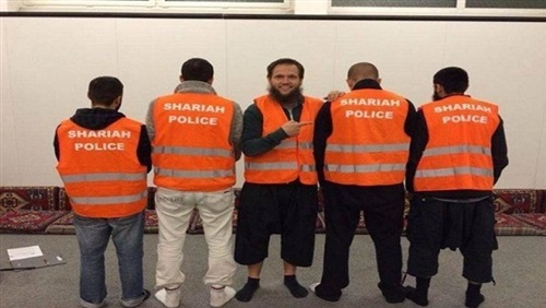  إعادة محكمة المتهمين