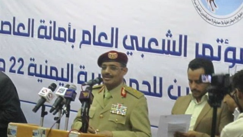 صراع الأجنحة يفضح