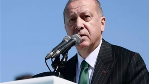  أردوغان يبكي قرينه