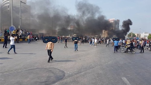 خامنئي يتهم الأعداء