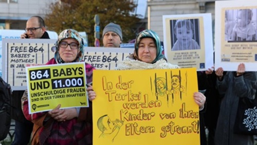 مظاهرات تطالب بالإفراج