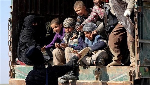أطفال «داعش» في معسكرات
