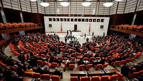 البرلمان التركي يوافق