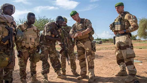 قوة تاكوبا.. فرنسا