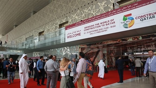 من الغذاء إلى المطار..