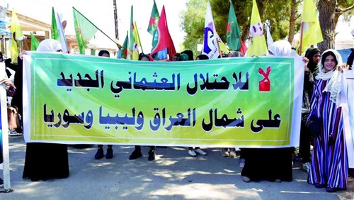 مع الانهيار الاقتصادي