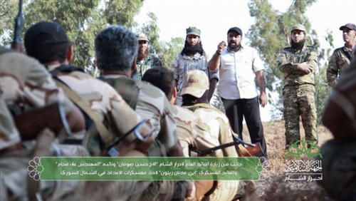 بين القيادة والجناح