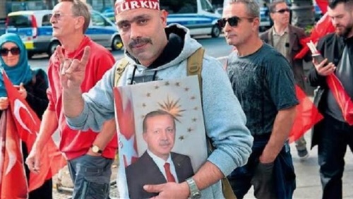 فرنسا تنضم للنمسا