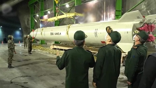 كورونا تفتك بالشعب