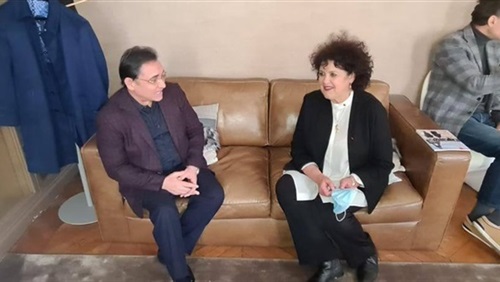 عضو «الشيوخ» الفرنسي