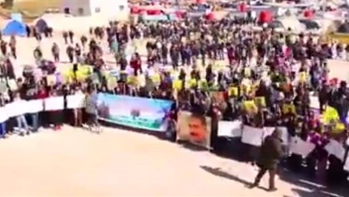 اكراد سوريا  يتظاهرون