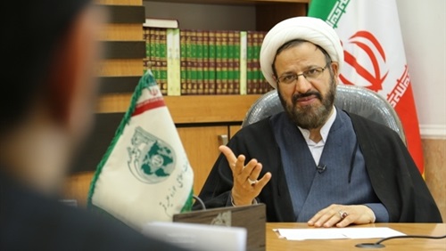 متأثر بسيد قطب ..