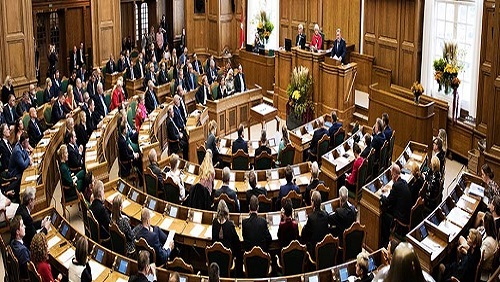 الدانمارك تضع سياسات