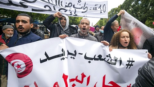 بحشد المسيرات وانتشار