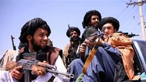 لوموند: طالبان تسعى