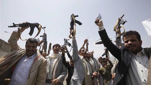 الحكومة اليمنية تطالب