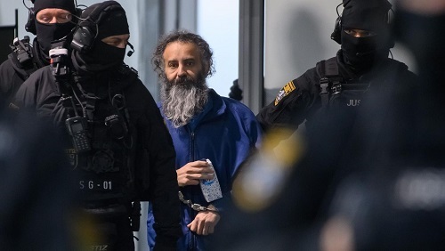 شبح الإرهاب يحوم