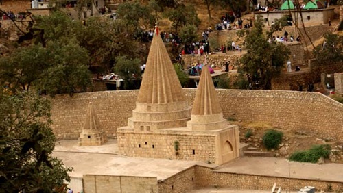 لماذا يخشى الإيزيديون