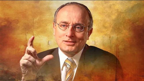 محسن سازغارا، مؤسس