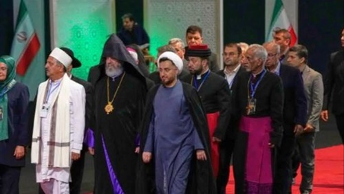 قادة الكنائس  في