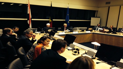 محاضرة في المعهد