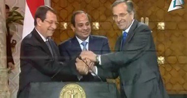 القمة الثلاثية تعترف