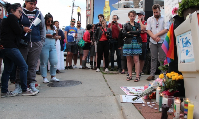 تأبين ضحايا المذبحة