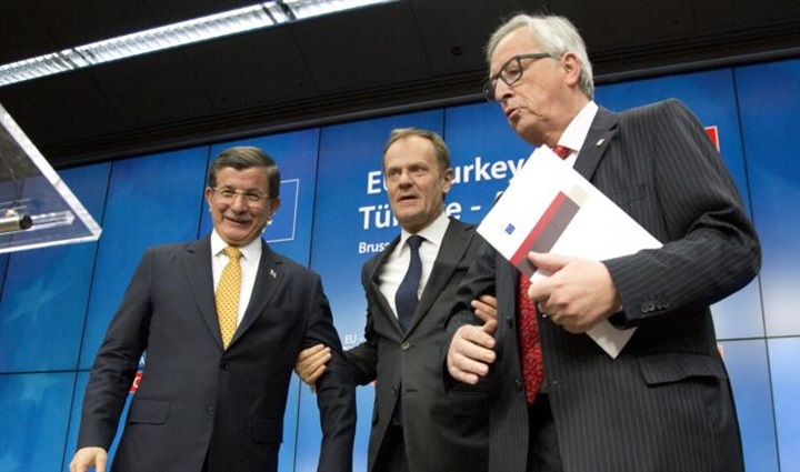 هل تعمق الخلافات